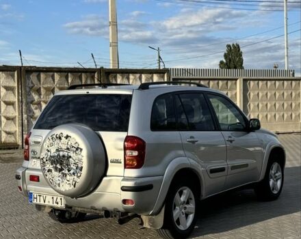 Серый Тойота РАВ 4, объемом двигателя 2 л и пробегом 290 тыс. км за 4600 $, фото 6 на Automoto.ua
