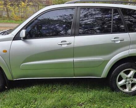 Сірий Тойота РАВ 4, об'ємом двигуна 2 л та пробігом 340 тис. км за 5555 $, фото 1 на Automoto.ua