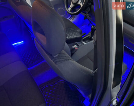 Сірий Тойота РАВ 4, об'ємом двигуна 2 л та пробігом 198 тис. км за 6999 $, фото 18 на Automoto.ua