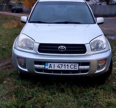 Серый Тойота РАВ 4, объемом двигателя 2 л и пробегом 325 тыс. км за 5999 $, фото 4 на Automoto.ua