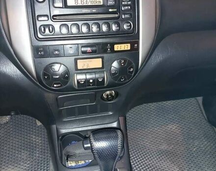 Серый Тойота РАВ 4, объемом двигателя 2 л и пробегом 220 тыс. км за 6700 $, фото 7 на Automoto.ua