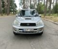 Сірий Тойота РАВ 4, об'ємом двигуна 2 л та пробігом 330 тис. км за 3800 $, фото 3 на Automoto.ua