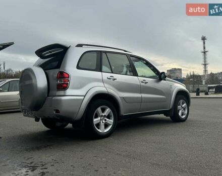 Серый Тойота РАВ 4, объемом двигателя 2 л и пробегом 187 тыс. км за 7700 $, фото 46 на Automoto.ua