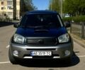 Серый Тойота РАВ 4, объемом двигателя 2 л и пробегом 350 тыс. км за 7500 $, фото 1 на Automoto.ua