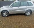 Серый Тойота РАВ 4, объемом двигателя 2 л и пробегом 241 тыс. км за 7000 $, фото 2 на Automoto.ua