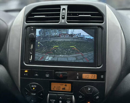 Серый Тойота РАВ 4, объемом двигателя 2 л и пробегом 286 тыс. км за 6200 $, фото 29 на Automoto.ua