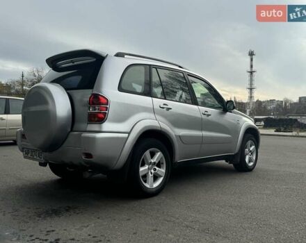 Серый Тойота РАВ 4, объемом двигателя 2 л и пробегом 187 тыс. км за 7700 $, фото 42 на Automoto.ua