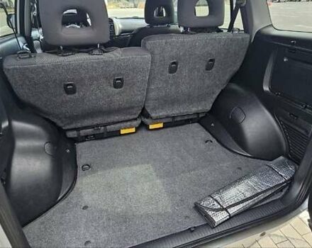 Серый Тойота РАВ 4, объемом двигателя 2 л и пробегом 160 тыс. км за 9000 $, фото 7 на Automoto.ua