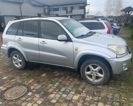 Серый Тойота РАВ 4, объемом двигателя 2 л и пробегом 360 тыс. км за 3500 $, фото 1 на Automoto.ua