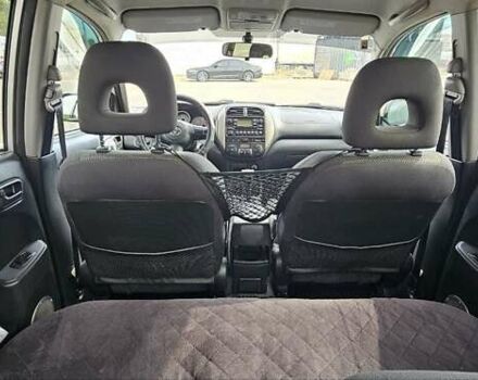 Серый Тойота РАВ 4, объемом двигателя 2 л и пробегом 160 тыс. км за 9000 $, фото 3 на Automoto.ua