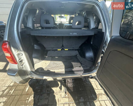 Сірий Тойота РАВ 4, об'ємом двигуна 2 л та пробігом 311 тис. км за 5700 $, фото 5 на Automoto.ua