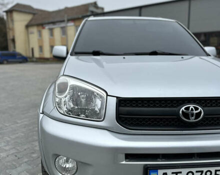 Серый Тойота РАВ 4, объемом двигателя 2 л и пробегом 286 тыс. км за 6200 $, фото 14 на Automoto.ua