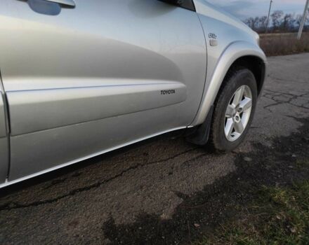 Серый Тойота РАВ 4, объемом двигателя 2 л и пробегом 320 тыс. км за 3800 $, фото 11 на Automoto.ua