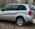 Серый Тойота РАВ 4, объемом двигателя 2 л и пробегом 208 тыс. км за 6800 $, фото 2 на Automoto.ua