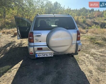 Серый Тойота РАВ 4, объемом двигателя 2 л и пробегом 365 тыс. км за 5500 $, фото 4 на Automoto.ua
