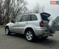 Серый Тойота РАВ 4, объемом двигателя 2 л и пробегом 187 тыс. км за 7700 $, фото 55 на Automoto.ua