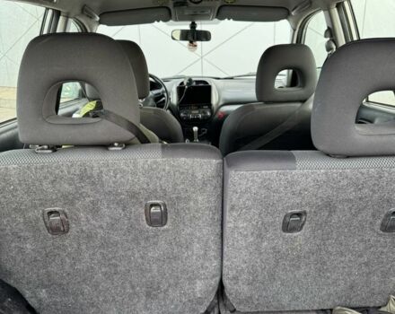 Сірий Тойота РАВ 4, об'ємом двигуна 2 л та пробігом 300 тис. км за 3785 $, фото 7 на Automoto.ua