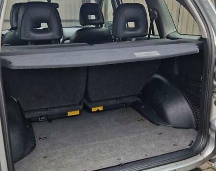 Серый Тойота РАВ 4, объемом двигателя 2 л и пробегом 265 тыс. км за 6000 $, фото 9 на Automoto.ua