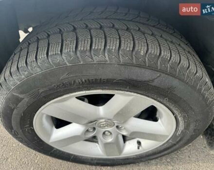 Серый Тойота РАВ 4, объемом двигателя 2 л и пробегом 187 тыс. км за 7700 $, фото 66 на Automoto.ua