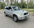 Сірий Тойота РАВ 4, об'ємом двигуна 2 л та пробігом 330 тис. км за 3800 $, фото 1 на Automoto.ua