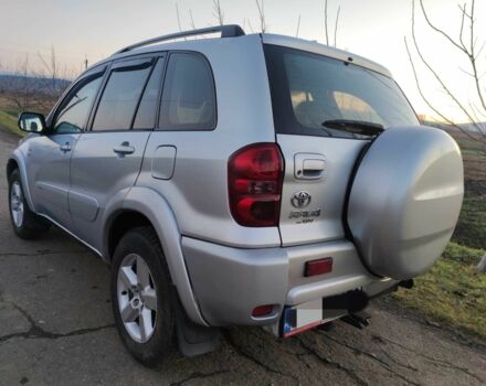 Серый Тойота РАВ 4, объемом двигателя 2 л и пробегом 320 тыс. км за 3800 $, фото 3 на Automoto.ua