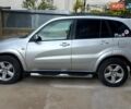 Серый Тойота РАВ 4, объемом двигателя 2 л и пробегом 304 тыс. км за 6600 $, фото 1 на Automoto.ua