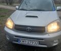 Серый Тойота РАВ 4, объемом двигателя 2 л и пробегом 416 тыс. км за 3000 $, фото 2 на Automoto.ua
