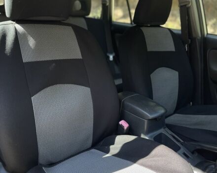 Сірий Тойота РАВ 4, об'ємом двигуна 2 л та пробігом 350 тис. км за 2999 $, фото 21 на Automoto.ua