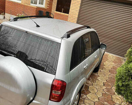 Сірий Тойота РАВ 4, об'ємом двигуна 0 л та пробігом 186 тис. км за 8250 $, фото 3 на Automoto.ua