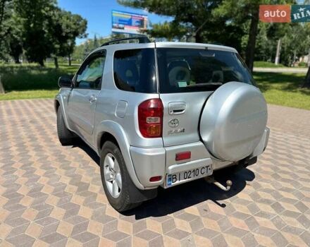 Серый Тойота РАВ 4, объемом двигателя 2 л и пробегом 247 тыс. км за 8399 $, фото 7 на Automoto.ua