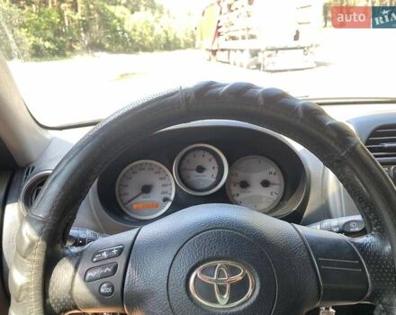 Сірий Тойота РАВ 4, об'ємом двигуна 2 л та пробігом 200 тис. км за 4000 $, фото 16 на Automoto.ua