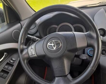 Серый Тойота РАВ 4, объемом двигателя 2.2 л и пробегом 238 тыс. км за 8000 $, фото 5 на Automoto.ua