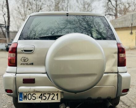 Серый Тойота РАВ 4, объемом двигателя 2 л и пробегом 318 тыс. км за 3800 $, фото 4 на Automoto.ua