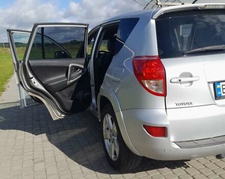 Серый Тойота РАВ 4, объемом двигателя 2.2 л и пробегом 238 тыс. км за 8000 $, фото 13 на Automoto.ua