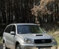 Сірий Тойота РАВ 4, об'ємом двигуна 2 л та пробігом 350 тис. км за 2999 $, фото 4 на Automoto.ua