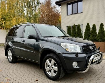 Серый Тойота РАВ 4, объемом двигателя 2 л и пробегом 320 тыс. км за 7700 $, фото 9 на Automoto.ua