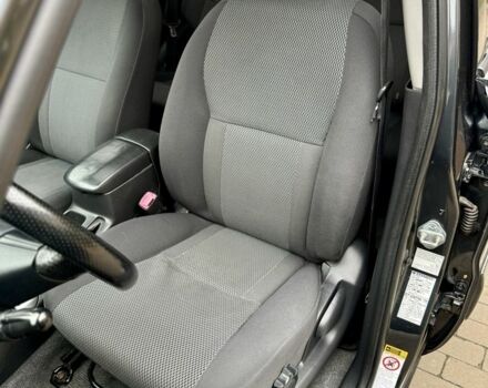 Серый Тойота РАВ 4, объемом двигателя 2 л и пробегом 320 тыс. км за 7700 $, фото 14 на Automoto.ua