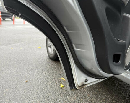 Серый Тойота РАВ 4, объемом двигателя 2 л и пробегом 312 тыс. км за 8500 $, фото 4 на Automoto.ua