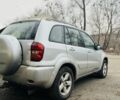 Серый Тойота РАВ 4, объемом двигателя 2 л и пробегом 318 тыс. км за 3800 $, фото 5 на Automoto.ua