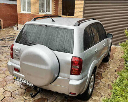 Сірий Тойота РАВ 4, об'ємом двигуна 0 л та пробігом 186 тис. км за 8250 $, фото 4 на Automoto.ua
