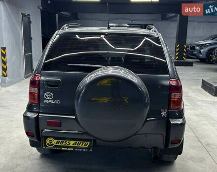 Сірий Тойота РАВ 4, об'ємом двигуна 2 л та пробігом 257 тис. км за 10200 $, фото 4 на Automoto.ua