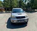 Сірий Тойота РАВ 4, об'ємом двигуна 2 л та пробігом 200 тис. км за 4000 $, фото 5 на Automoto.ua