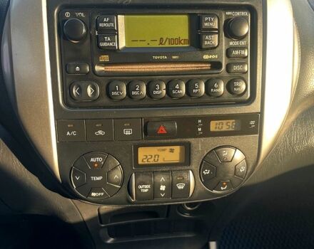 Серый Тойота РАВ 4, объемом двигателя 2 л и пробегом 350 тыс. км за 6500 $, фото 10 на Automoto.ua