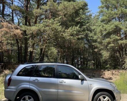 Сірий Тойота РАВ 4, об'ємом двигуна 2 л та пробігом 350 тис. км за 2999 $, фото 10 на Automoto.ua