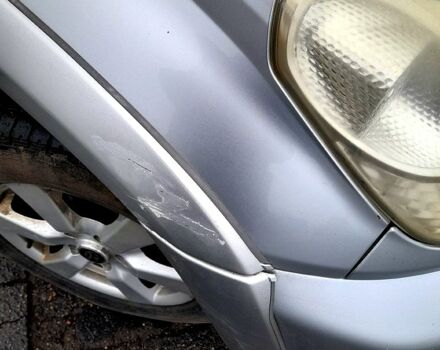 Серый Тойота РАВ 4, объемом двигателя 2 л и пробегом 331 тыс. км за 5500 $, фото 5 на Automoto.ua