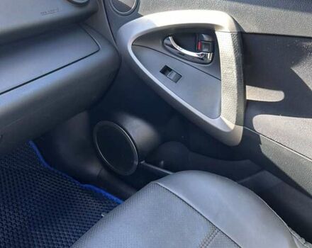 Серый Тойота РАВ 4, объемом двигателя 2.23 л и пробегом 185 тыс. км за 7800 $, фото 12 на Automoto.ua