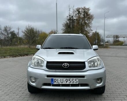 Серый Тойота РАВ 4, объемом двигателя 2 л и пробегом 390 тыс. км за 3850 $, фото 2 на Automoto.ua