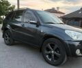 Сірий Тойота РАВ 4, об'ємом двигуна 2 л та пробігом 170 тис. км за 9999 $, фото 1 на Automoto.ua