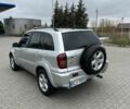 Серый Тойота РАВ 4, объемом двигателя 2 л и пробегом 390 тыс. км за 3850 $, фото 3 на Automoto.ua