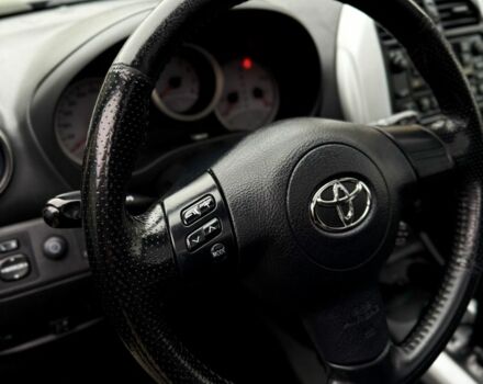 Серый Тойота РАВ 4, объемом двигателя 2 л и пробегом 320 тыс. км за 7700 $, фото 15 на Automoto.ua